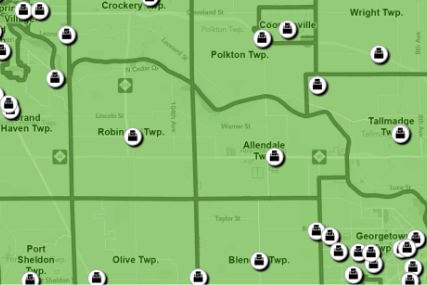 photo of person filling out a ballot